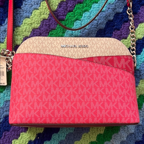 Michael Kors Handbags - Michael Kors Pink and Cream Signature Crossbody Bag